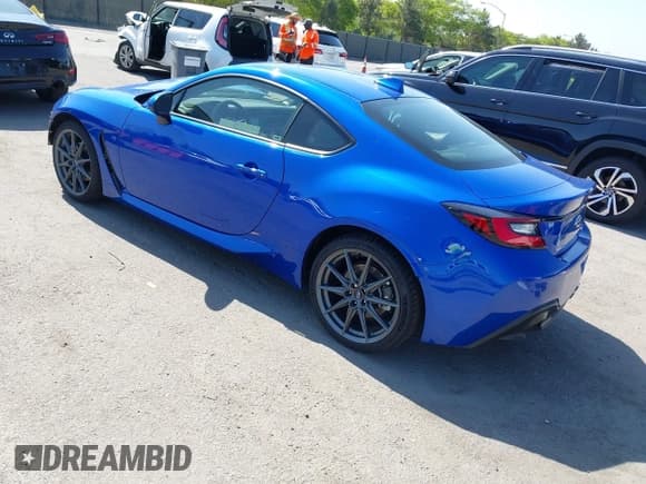 ✅ 2025 Subaru BRZ Limited • VIN: JF1ZDBE15S9700917 • Lot: 42292630. Listed on IAAI with 2,880 mi. Free auction sales archive from the USA and detailed vehicle history report at DreamBid. Image 3.
