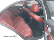 ✅ 2017 Mercedes-Benz C 43 AMG • VIN: 55SWF6EB5HU212555 • Lot: 43624317. Wystawiony na IAAI z przebiegiem 111 486 mil. Bezpłatny archiwum sprzedaży aukcyjnych z USA i szczegółowy raport historii pojazdu na DreamBid. Zdjęcie 8.