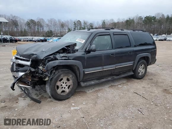 ✅ 2004 Chevrolet Suburban LS • VIN: 1GNFK16Z64J143512 • Лот: 46996085. Опубликован ранее на Copart с пробегом 324 596 миль. Бесплатный доступ к архиву аукционных продаж из США и подробный отчёт об истории автомобиля на DreamBid. Изображение 1.