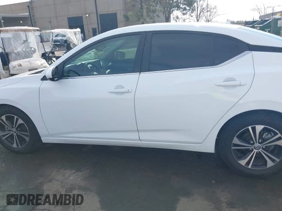 ✅ 2022 Nissan Sentra SV • VIN: 3N1AB8CV2NY222155 • Lot: 41239109. Wystawiony na IAAI z przebiegiem 71 116 mil. Bezpłatny archiwum sprzedaży aukcyjnych z USA i szczegółowy raport historii pojazdu na DreamBid. Zdjęcie 15.