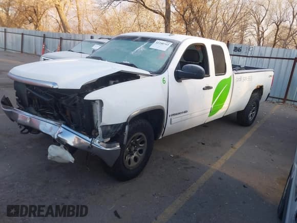 ✅ 2008 GMC Sierra 1500 SLE2 • VIN: 1GTEK19J18E117313 • Lot: 41358743. Wystawiony na IAAI z przebiegiem Nie podano. Bezpłatny archiwum sprzedaży aukcyjnych z USA i szczegółowy raport historii pojazdu na DreamBid. Zdjęcie 2.