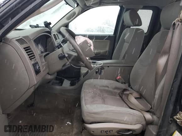 2005 Dodge Dakota SLT с VIN 1D7HE42N05S149563, выставлен на аукционе Copart как лот 81993094 с пробегом 120 039 миль миль и Списание • Salvage title. История ставок и продаж доступна на DreamBid. Изображение 7.