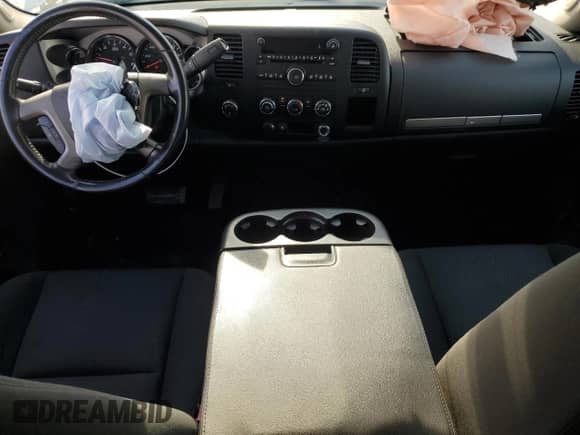 2010 Chevrolet Silverado 1500 LT с VIN 1GCSKSE32AZ173100, выставлен на аукционе Copart как лот 84477555 с пробегом 179 585 миль миль и Чистый • Clean title. История ставок и продаж доступна на DreamBid. Изображение 8.