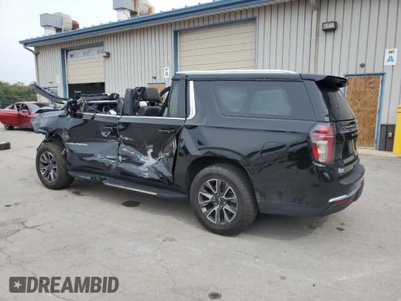 ✅ 2022 Chevrolet Suburban LT • VIN: 1GNSKCKD7NR248809 • Lot: 83834805. Listed on Copart with Not provided. Free auction sales archive from the USA and detailed vehicle history report at DreamBid. Image 2.