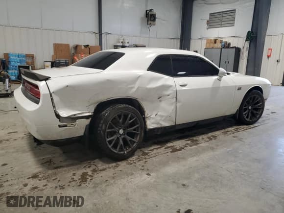✅ 2011 Dodge Challenger R/T Classic • VIN: 2B3CJ5DT7BH588359 • Lot: 44226765. Listed on Copart with 67,888 mi. Free auction sales archive from the USA and detailed vehicle history report at DreamBid. Image 3.