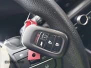 ✅ 2025 Honda CR-V EX • VIN: 2HKRS4H4XSH418278 • Lot: 43599147. Wystawiony na IAAI z przebiegiem 17 614 mil. Bezpłatny archiwum sprzedaży aukcyjnych z USA i szczegółowy raport historii pojazdu na DreamBid. Zdjęcie 11.