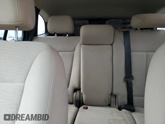 ✅ 2012 Hyundai Santa Fe GLS • VIN: 5XYZG3AB4CG108835 • Lot: 79826884. Listed on Copart with 248,564 mi. Free auction sales archive from the USA and detailed vehicle history report at DreamBid. Image 10.