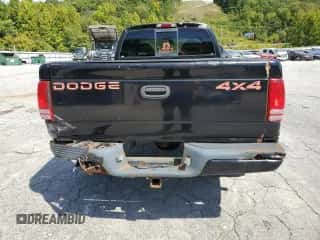 1998 Dodge Dakota SLT z VIN 1B7GG22Y6WS744109, wystawiony jako Copart lot #71273154 z przebiegiem 155 566 mil mil oraz Szkoda całkowita • Salvage title. Historia ofert i sprzedaży dostępna na DreamBid. Obrazek 6.