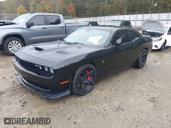 ✅ 2018 Dodge Challenger SRT Hellcat • VIN: 2C3CDZC96JH255088 • Lot: 43562241. Listed on IAAI with 63,355 mi. Free auction sales archive from the USA and detailed vehicle history report at DreamBid. Image 18.