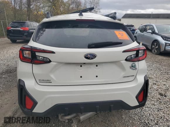 ✅ 2024 Subaru Crosstrek Premium • VIN: JF2GUADC4RH346307 • Lot: 82616725. Listed on Copart with 17,583 mi. Free auction sales archive from the USA and detailed vehicle history report at DreamBid. Image 6.