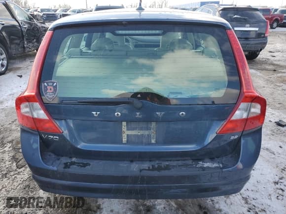 ✅ 2008 Volvo V70 • VIN: YV1BW982181036846 • Lot: 44810655. Listed on Copart with 138,674 mi. Free auction sales archive from the USA and detailed vehicle history report at DreamBid. Image 6.