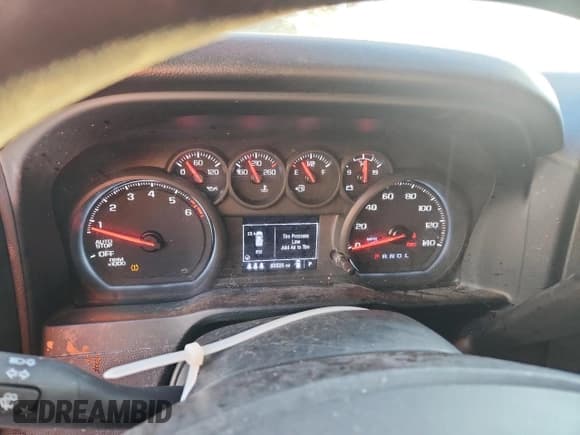 ✅ 2024 Chevrolet Silverado 1500 Custom • VIN: 1GCPDBEK3RZ216782 • Lot: 87041315. Wystawiony na Copart z przebiegiem 62 825 mil. Bezpłatny archiwum sprzedaży aukcyjnych z USA i szczegółowy raport historii pojazdu na DreamBid. Zdjęcie 9.