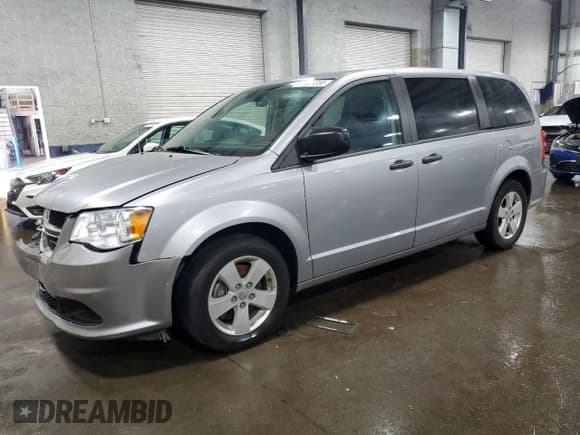 ✅ 2019 Dodge Grand Caravan SE • VIN: 2C4RDGBG8KR594697 • Lot: 65521355. Wystawiony na Copart z przebiegiem 37 576 mil. Bezpłatny archiwum sprzedaży aukcyjnych z USA i szczegółowy raport historii pojazdu na DreamBid. Zdjęcie 1.