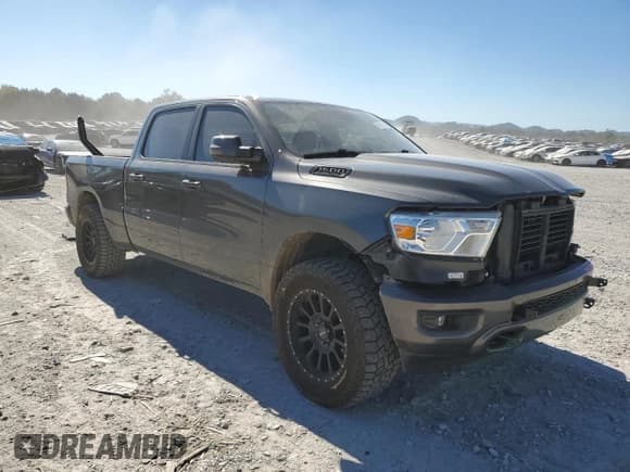 ✅ 2019 Ram 1500 Big Horn • VIN: 1C6SRFMT5KN556890 • Lot: 86789805. Listed on Copart with 228,051 mi. Free auction sales archive from the USA and detailed vehicle history report at DreamBid. Image 4.