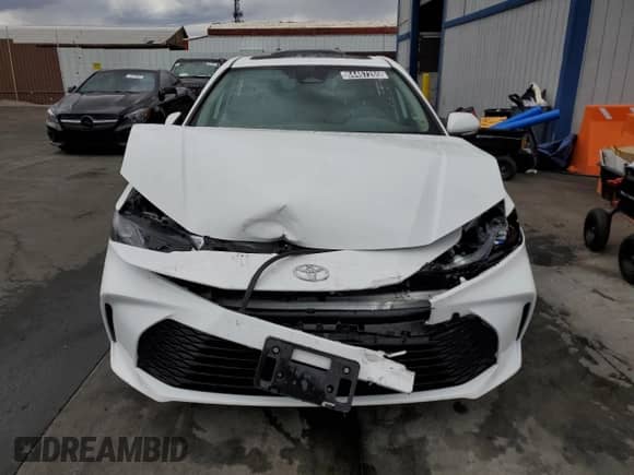 2025 Toyota Camry LE with VIN 4T1DAACK1SU137909, listed as a Copart auction lot 84467265 with 16,362 mi miles and Salvage title. Bid and sale history available at DreamBid. Image 5.