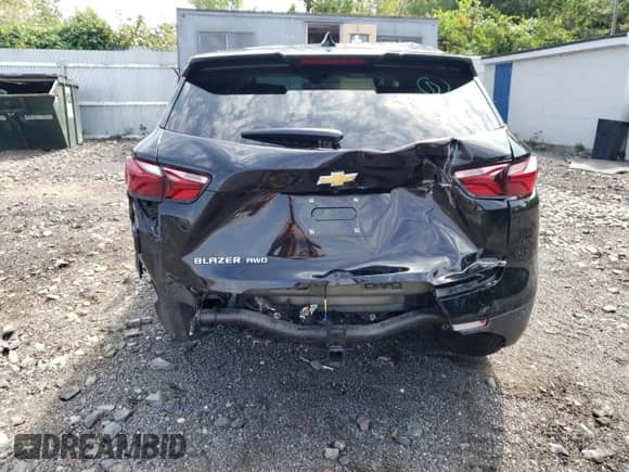 2022 Chevrolet Blazer LT with VIN 3GNKBHR4XNS115123, listed as a Copart auction lot 68697054 with Not provided miles and Salvage title. Bid and sale history available at DreamBid. Image 6.