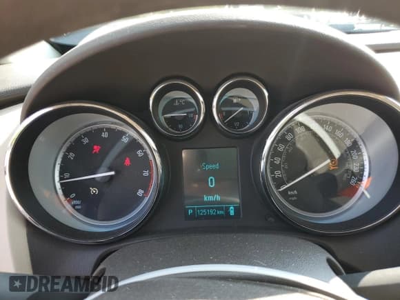 ✅ 2015 Buick Verano • VIN: 1G4PN5SK4F4202977 • Lot: 67634765. Wystawiony na Copart z przebiegiem 125 192 mil. Bezpłatny archiwum sprzedaży aukcyjnych z USA i szczegółowy raport historii pojazdu na DreamBid. Zdjęcie 9.