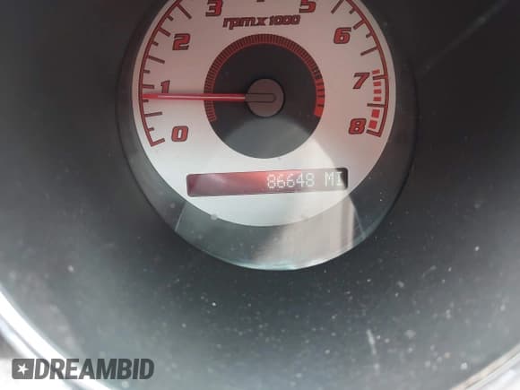 ✅ 2007 Pontiac Solstice • VIN: 1G2MB35B97Y132732 • Lot: 43396988. Wystawiony na IAAI z przebiegiem 86 648 mil. Bezpłatny archiwum sprzedaży aukcyjnych z USA i szczegółowy raport historii pojazdu na DreamBid. Zdjęcie 15.