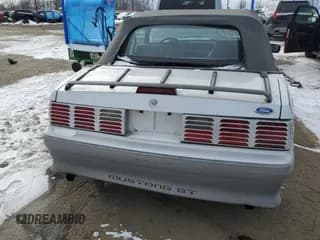 ✅ 1993 Ford Mustang GT • VIN: 1FACP45E4PF168225 • Lot: 84817274. Listed on Copart with 1,820 mi. Free auction sales archive from the USA and detailed vehicle history report at DreamBid. Image 6.