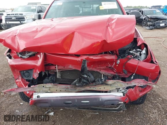 ✅ 2013 Toyota Tacoma PreRunner • VIN: 5TFJX4GN1DX021526 • Lot: 42379555. Listed on IAAI with 176,885 mi. Free auction sales archive from the USA and detailed vehicle history report at DreamBid. Image 6.