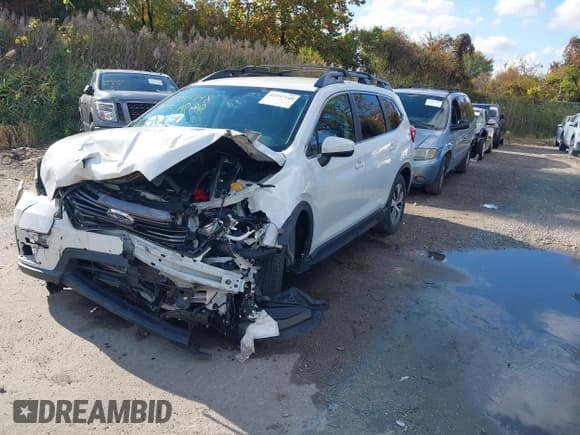 ✅ 2022 Subaru Ascent Premium • VIN: 4S4WMACD3N3442825 • Lot: 43557148. Listed on IAAI with 62,990 mi. Free auction sales archive from the USA and detailed vehicle history report at DreamBid. Image 17.