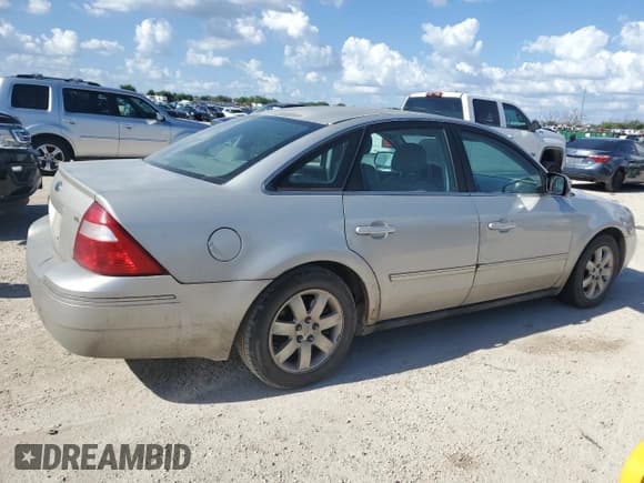 ✅ 2006 Ford Five Hundred SEL • VIN: 1FAFP24126G146880 • Лот: 89405425. Опубликован ранее на Copart с пробегом Не указан. Бесплатный доступ к архиву аукционных продаж из США и подробный отчёт об истории автомобиля на DreamBid. Изображение 3.