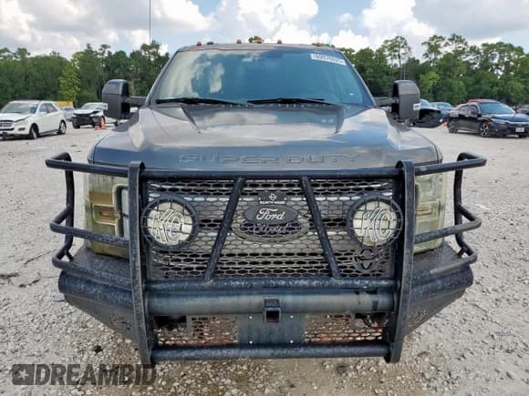 ✅ 2017 Ford F-350 Lariat • VIN: 1FT8W3DT8HEC18709 • Lot: 69976025. Wystawiony na Copart z przebiegiem 72 686 mil. Bezpłatny archiwum sprzedaży aukcyjnych z USA i szczegółowy raport historii pojazdu na DreamBid. Zdjęcie 5.