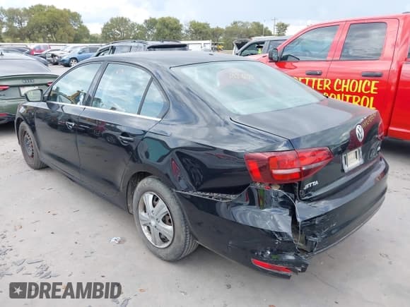 ✅ 2017 Volkswagen Jetta S • VIN: 3VW2B7AJ7HM403790 • Lot: 43396579. Listed on IAAI with 117,449 mi. Free auction sales archive from the USA and detailed vehicle history report at DreamBid. Image 3.