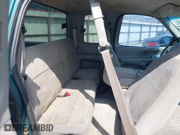 ✅ 1998 Ford F-150 • VIN: 1FTZX1768WKB54603 • Lot: 42726342. Listed on IAAI with 151,409 mi. Free auction sales archive from the USA and detailed vehicle history report at DreamBid. Image 8.