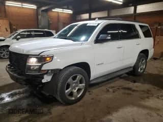 2019 Chevrolet Tahoe LT z VIN 1GNSCBKC1KR202435, wystawiony jako Copart lot #86618415 z przebiegiem 48 891 mil mil oraz Szkoda całkowita • Salvage title. Historia ofert i sprzedaży dostępna na DreamBid. Obrazek 1.