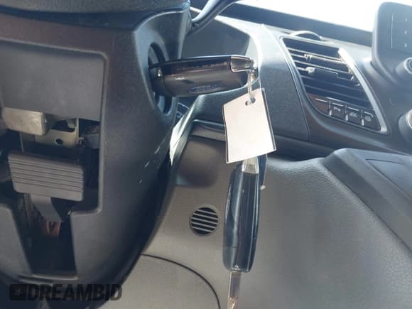 ✅ 2020 Ford Transit Cargo • VIN: 1FTBR1C83LKB52210 • Lot: 42514179. Listed on IAAI with 95,539 mi. Free auction sales archive from the USA and detailed vehicle history report at DreamBid. Image 11.