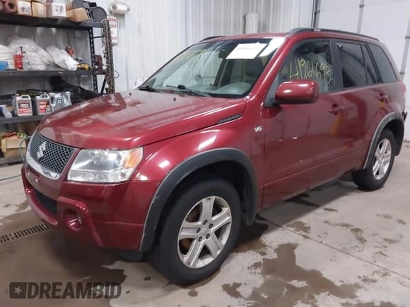 ✅ 2006 Suzuki Grand Vitara Luxury • VIN: JS3TD947264106126 • Lot: 41961693. Listed on IAAI with 146,105 mi. Free auction sales archive from the USA and detailed vehicle history report at DreamBid. Image 17.