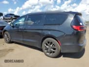 ✅ 2021 Chrysler Pacifica Limited • VIN: 2C4RC3GG0MR518396 • Lot: 71088465. Wystawiony na Copart z przebiegiem 80 494 mil. Bezpłatny archiwum sprzedaży aukcyjnych z USA i szczegółowy raport historii pojazdu na DreamBid. Zdjęcie 2.