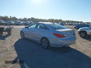 ✅ 2012 Hyundai Sonata Limited • VIN: 5NPEC4AC5CH453776 • Лот: 43693910. Опубликован ранее на IAAI с пробегом 313 575 миль. Бесплатный доступ к архиву аукционных продаж из США и подробный отчёт об истории автомобиля на DreamBid. Изображение 3.