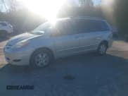 ✅ 2009 Toyota Sienna LE • VIN: 5TDZK23C99S229368 • Лот: 43853356. Опубликован ранее на IAAI с пробегом 147 236 миль. Бесплатный доступ к архиву аукционных продаж из США и подробный отчёт об истории автомобиля на DreamBid. Изображение 2.