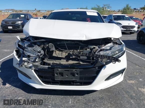 ✅ 2020 Honda Accord Sport • VIN: 1HGCV2F3XLA007730 • Lot: 43431473. Wystawiony na IAAI z przebiegiem 56 881 mil. Bezpłatny archiwum sprzedaży aukcyjnych z USA i szczegółowy raport historii pojazdu na DreamBid. Zdjęcie 6.