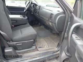 2011 Chevrolet Silverado 1500 LT с VIN 1GCRKSE38BZ329561, выставлен на аукционе IAAI как лот 43242350 с пробегом 87 425 миль миль и . История ставок и продаж доступна на DreamBid. Изображение 5.