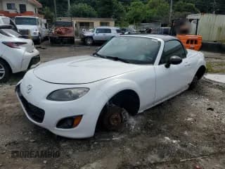 ✅ 2012 Mazda MX-5 Miata • VIN: JM1NC2SF0C0222472 • Lot: 70366274. Wystawiony na Copart z przebiegiem Nie podano. Bezpłatny archiwum sprzedaży aukcyjnych z USA i szczegółowy raport historii pojazdu na DreamBid. Zdjęcie 1.