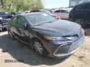 2022 Toyota Camry Hybrid LE с VIN 4T1C31AK2NU043017, выставлен на аукционе IAAI как лот 43309706 с пробегом 47 395 миль миль и . История ставок и продаж доступна на DreamBid. Изображение 6.