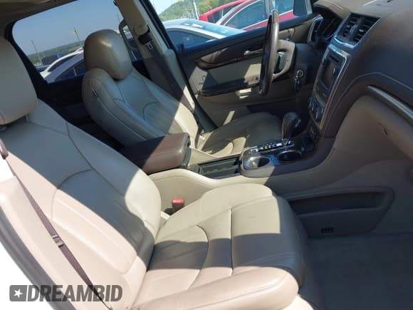 ✅ 2013 GMC Acadia Denali • VIN: 1GKKRTKD4DJ209391 • Lot: 43129576. Listed on IAAI with 129,017 mi. Free auction sales archive from the USA and detailed vehicle history report at DreamBid. Image 5.