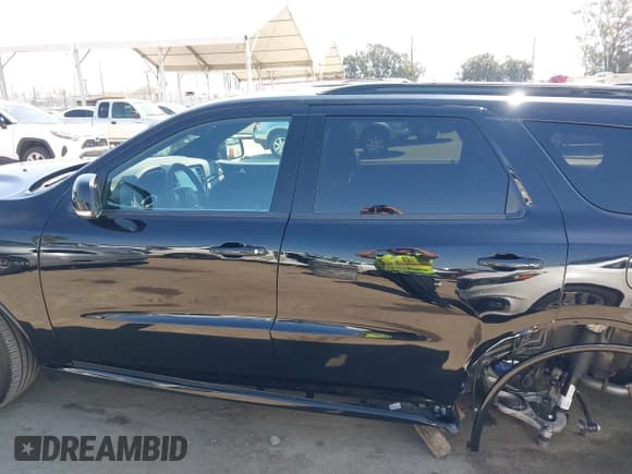 ✅ 2024 Dodge Durango R/T Plus • VIN: 1C4SDJCT9RC205143 • Lot: 42149774. Wystawiony na IAAI z przebiegiem 2 909 mil. Bezpłatny archiwum sprzedaży aukcyjnych z USA i szczegółowy raport historii pojazdu na DreamBid. Zdjęcie 15.