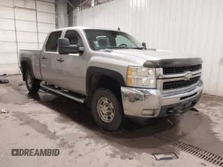 ✅ 2009 Chevrolet Silverado 2500HD LT • VIN: 1GCHK53K79F107189 • Лот: 41492128. Опубликован ранее на IAAI с пробегом Не указан. Бесплатный доступ к архиву аукционных продаж из США и подробный отчёт об истории автомобиля на DreamBid. Изображение 1.