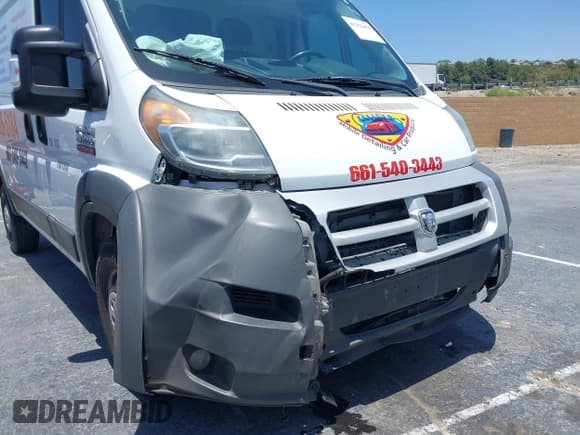 ✅ 2014 Ram ProMaster Cargo • VIN: 3C6TRVAG3EE112325 • Lot: 42352470. Wystawiony na IAAI z przebiegiem 165 564 mil. Bezpłatny archiwum sprzedaży aukcyjnych z USA i szczegółowy raport historii pojazdu na DreamBid. Zdjęcie 6.