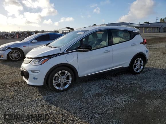 ✅ 2018 Chevrolet Bolt EV LT • VIN: 1G1FW6S06J4117092 • Lot: 44559605. Wystawiony na Copart z przebiegiem 63 431 mil. Bezpłatny archiwum sprzedaży aukcyjnych z USA i szczegółowy raport historii pojazdu na DreamBid. Zdjęcie 1.