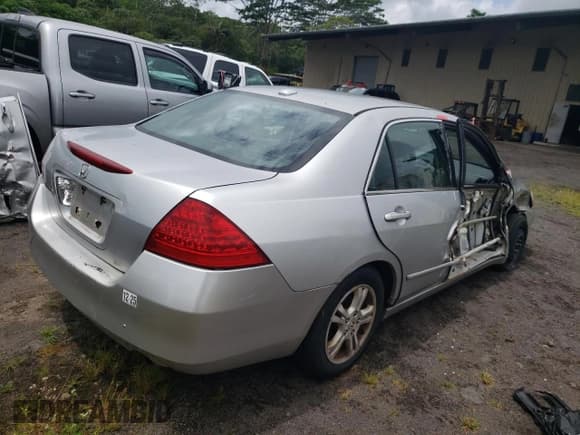 ✅ 2007 Honda Accord EX-L • VIN: 1HGCM56837A066835 • Lot: 65779665. Listed on Copart with 198,420 mi. Free auction sales archive from the USA and detailed vehicle history report at DreamBid. Image 3.