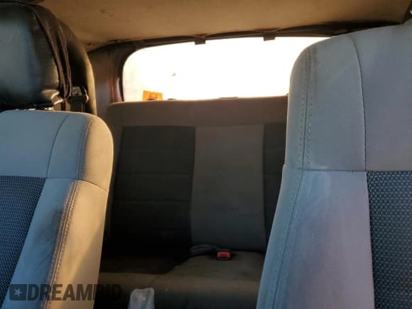 ✅ 2008 Jeep Wrangler X • VIN: 1J4FA24158L532399 • Lot: 90872515. Listed on Copart with 160,104 mi. Free auction sales archive from the USA and detailed vehicle history report at DreamBid. Image 10.