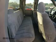 ✅ 1999 Chevrolet Silverado 1500 • VIN: 1GCEK19R4XR131820 • Лот: 74226404. Опубликован ранее на Copart с пробегом 287 103 миль. Бесплатный доступ к архиву аукционных продаж из США и подробный отчёт об истории автомобиля на DreamBid. Изображение 10.