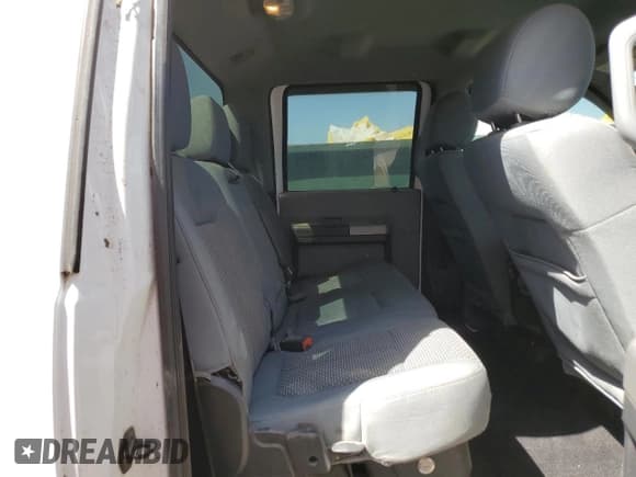 ✅ 2015 Ford F-350 Platinum • VIN: 1FT7W3B65FEB44882 • Лот: 52572825. Опубликован ранее на Copart с пробегом 307 996 миль. Бесплатный доступ к архиву аукционных продаж из США и подробный отчёт об истории автомобиля на DreamBid. Изображение 10.