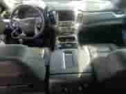 2020 Chevrolet Tahoe Premier z VIN 1GNSCCKCXLR232315, wystawiony jako Copart lot #54778545 z przebiegiem 52 441 mil mil oraz Szkoda całkowita • Salvage title. Historia ofert i sprzedaży dostępna na DreamBid. Obrazek 8.