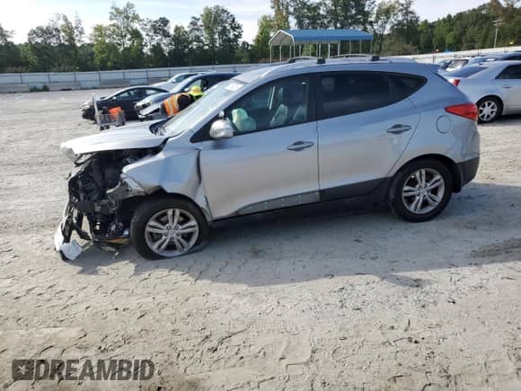 ✅ 2012 Hyundai Tucson GLS • VIN: KM8JU3AC1CU444399 • Lot: 70142214. Wystawiony na Copart z przebiegiem 116 038 mil mil. Skorzystaj z bezpłatnego archiwum sprzedaży aukcyjnych z USA i zobacz szczegółowy raport historii pojazdu na DreamBid. Zdjęcie 1.